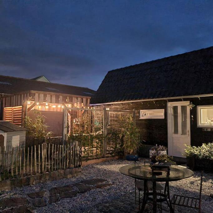 Wellness Chalet Met Jacuzzi, Sauna, Omheinde Tuin, Sint-Annaland Exterior foto